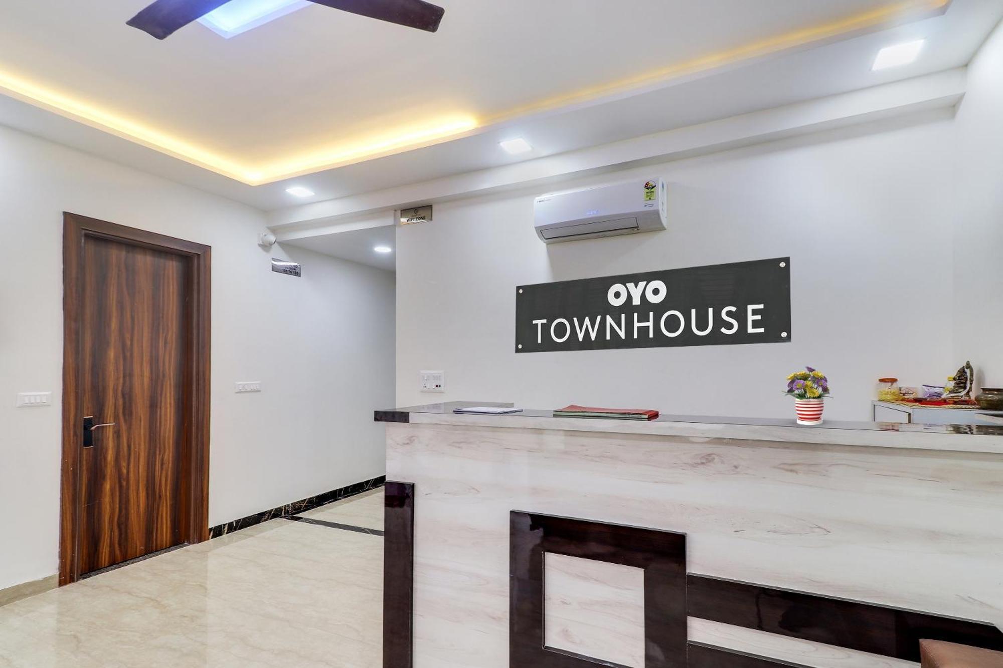 Hotel O Golden Grand Agra  Bagian luar foto